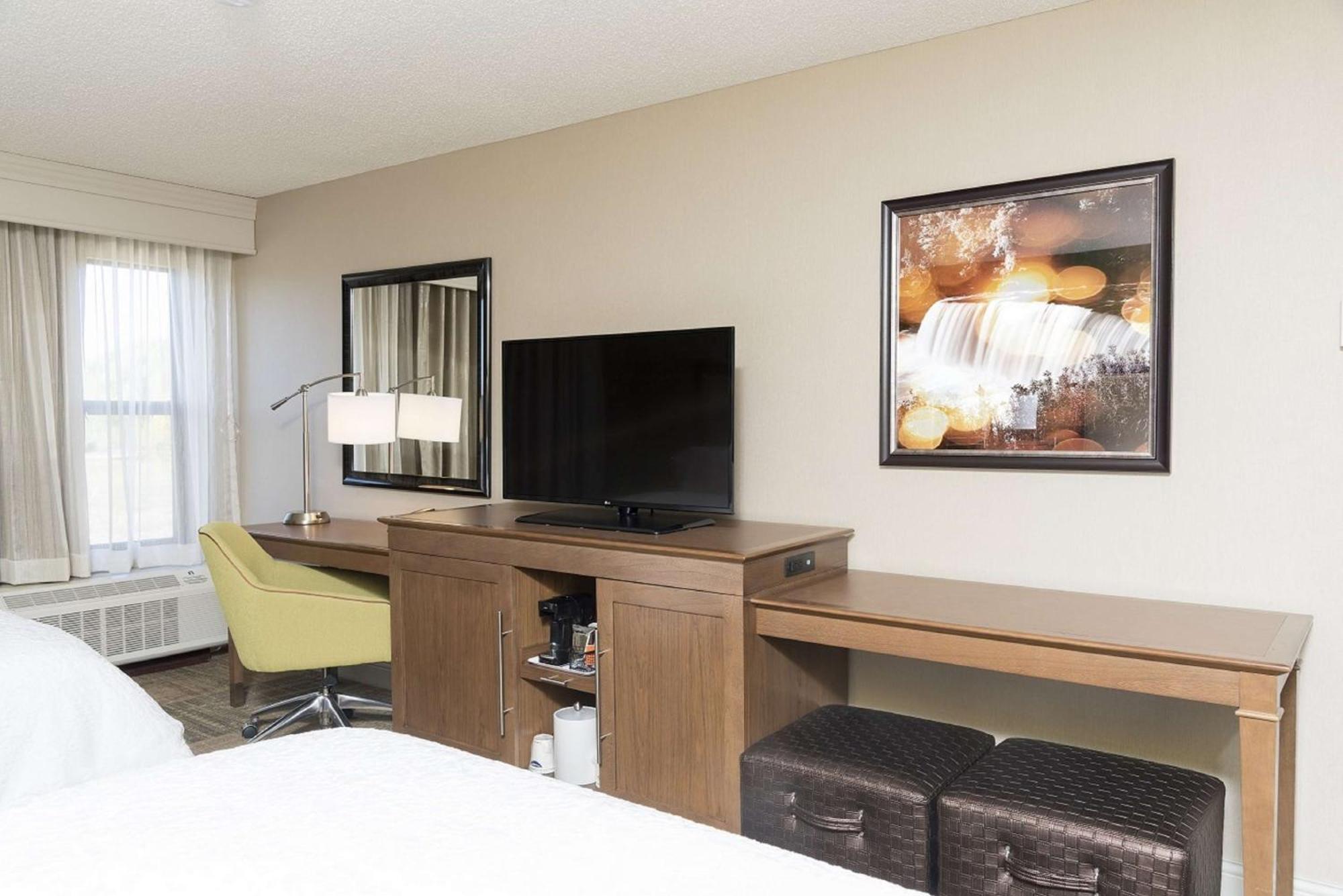 Hampton Inn Mount Pleasant Esterno foto