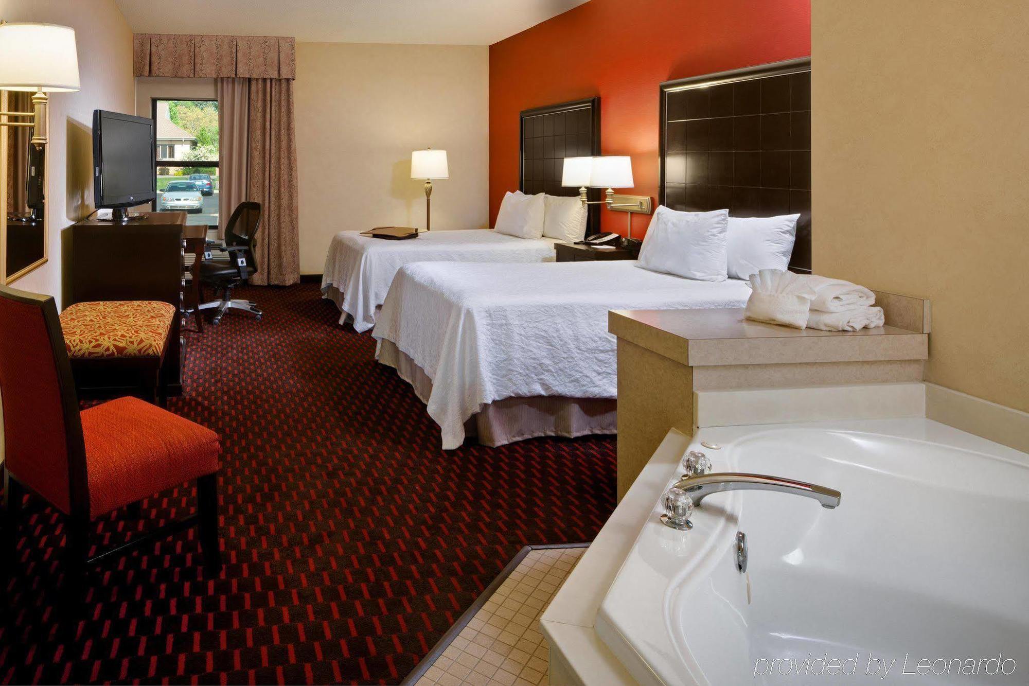 Hampton Inn Mount Pleasant Esterno foto