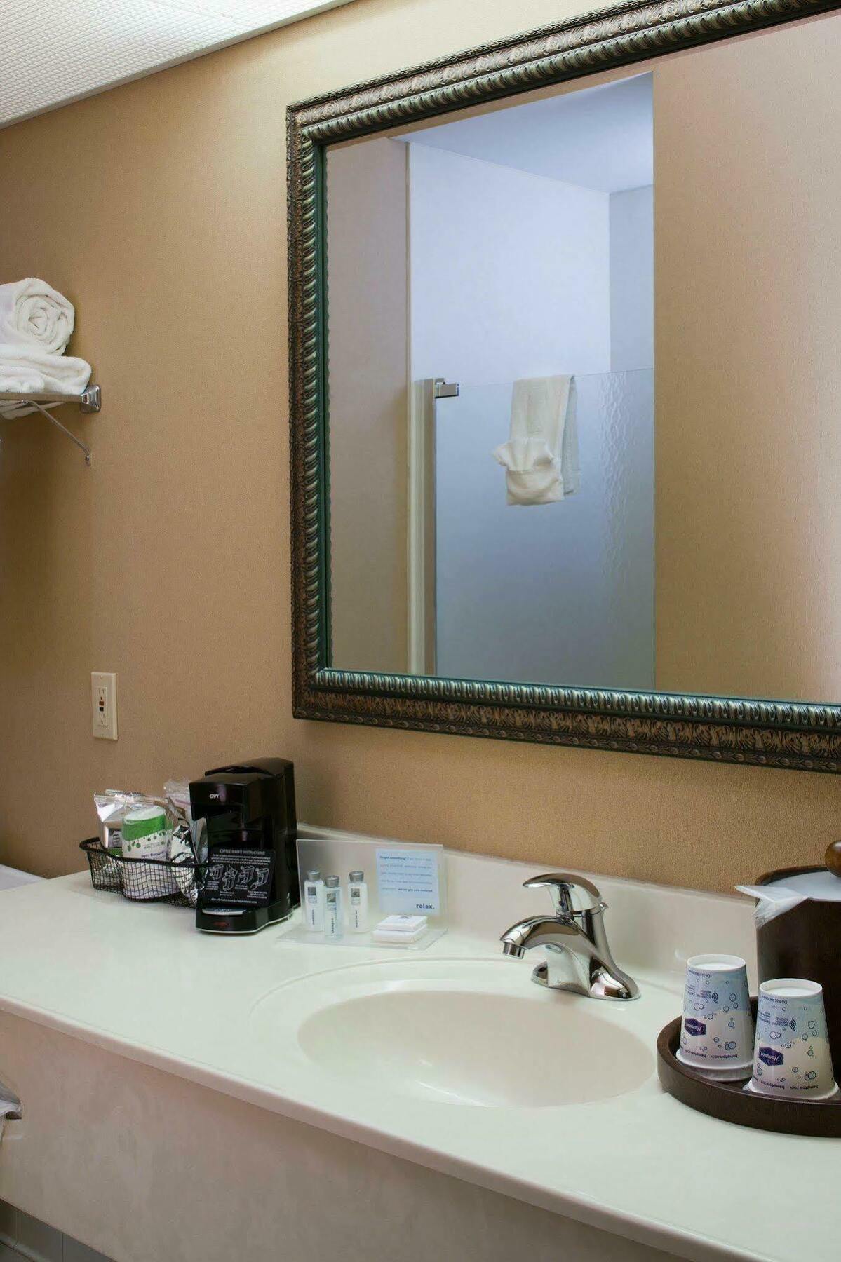 Hampton Inn Mount Pleasant Esterno foto