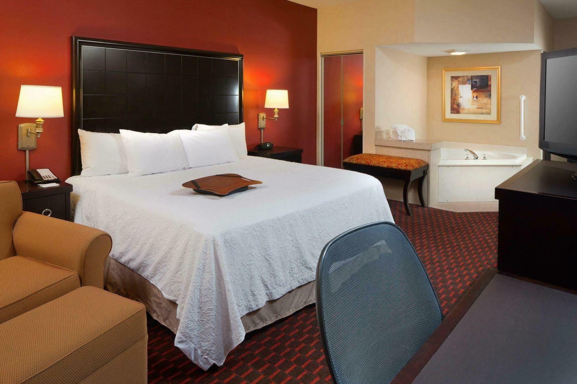 Hampton Inn Mount Pleasant Esterno foto